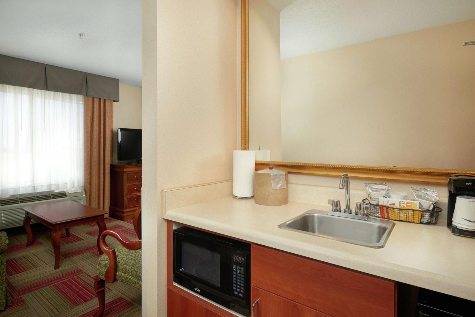 Hampton Inn & Suites Розуэлл Экстерьер фото