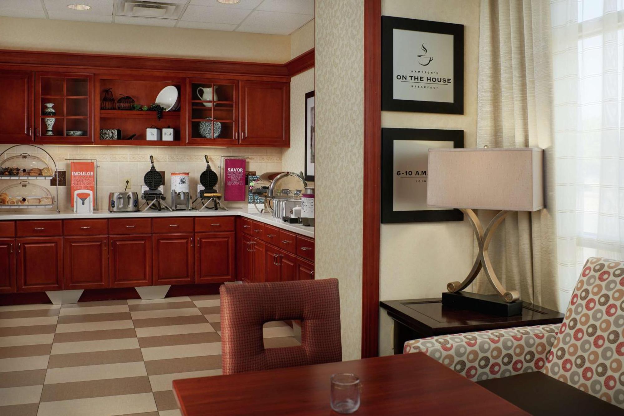 Hampton Inn & Suites Розуэлл Экстерьер фото