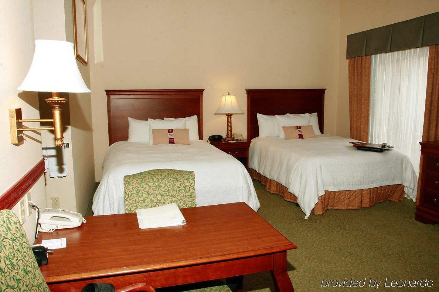 Hampton Inn & Suites Розуэлл Номер фото