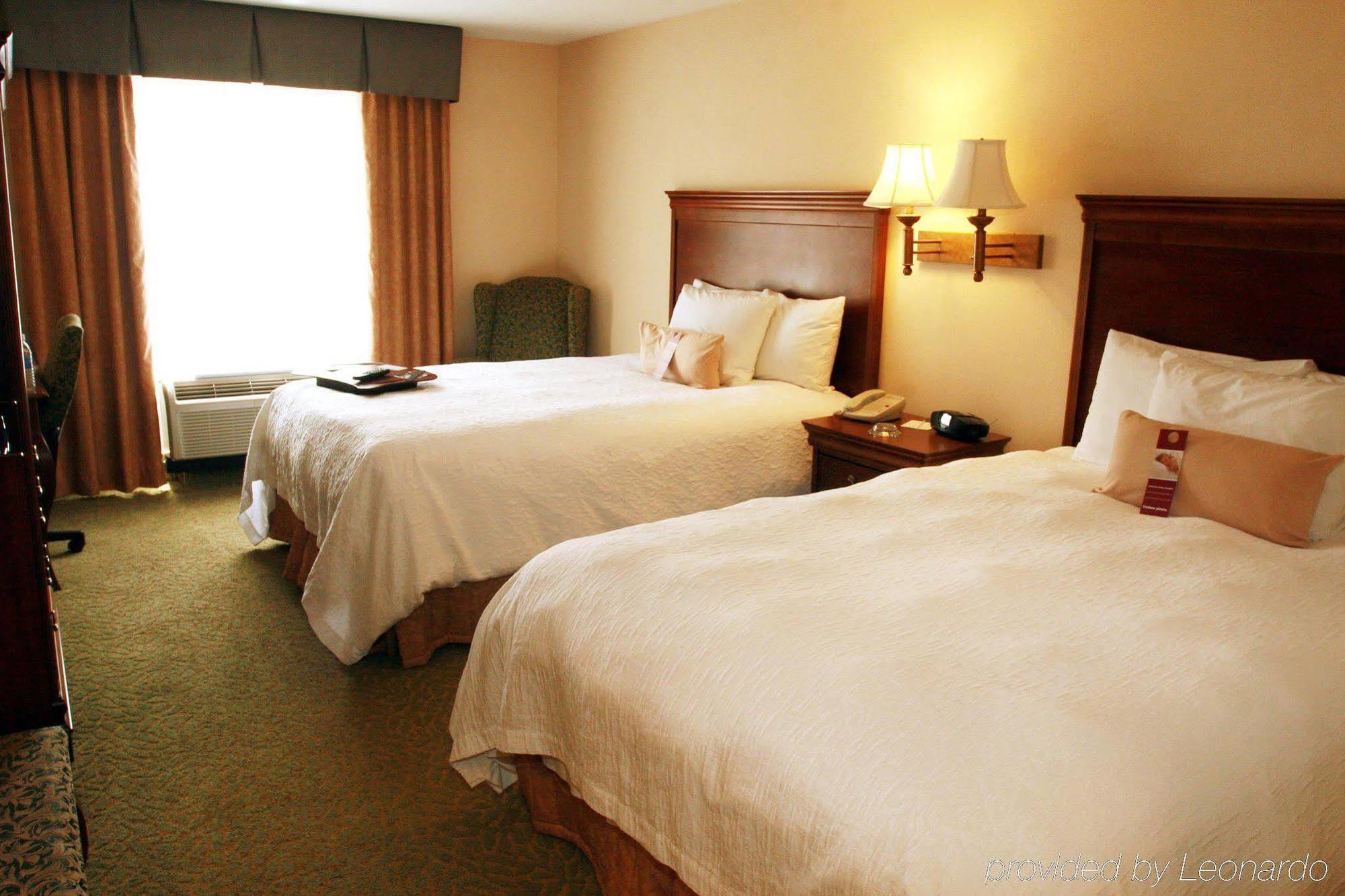 Hampton Inn & Suites Розуэлл Номер фото
