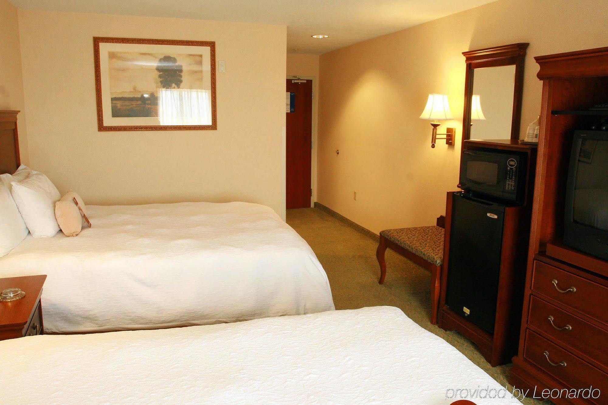 Hampton Inn & Suites Розуэлл Номер фото