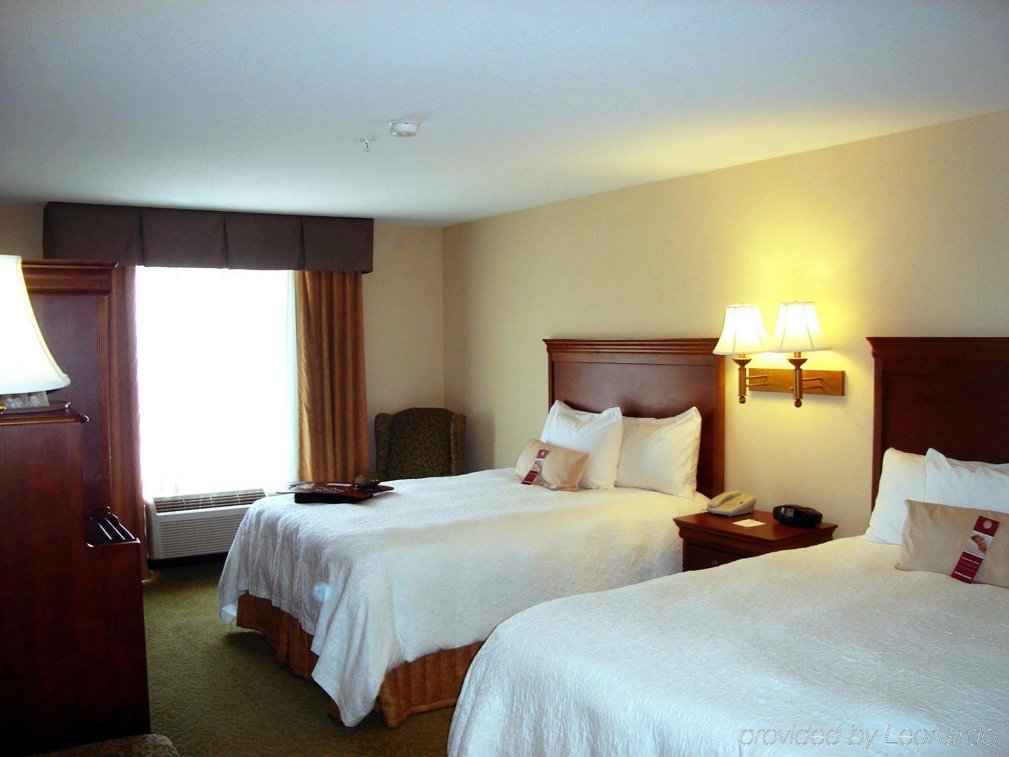 Hampton Inn & Suites Розуэлл Номер фото